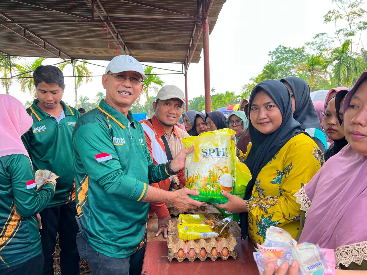 Gerakan Pangan Murah Dinas Tanaman Pangan Hortikultura dan Ketahanan Pangan Kabupaten Tebo, Sinergi HUT Desa Sidorejo ke -48.